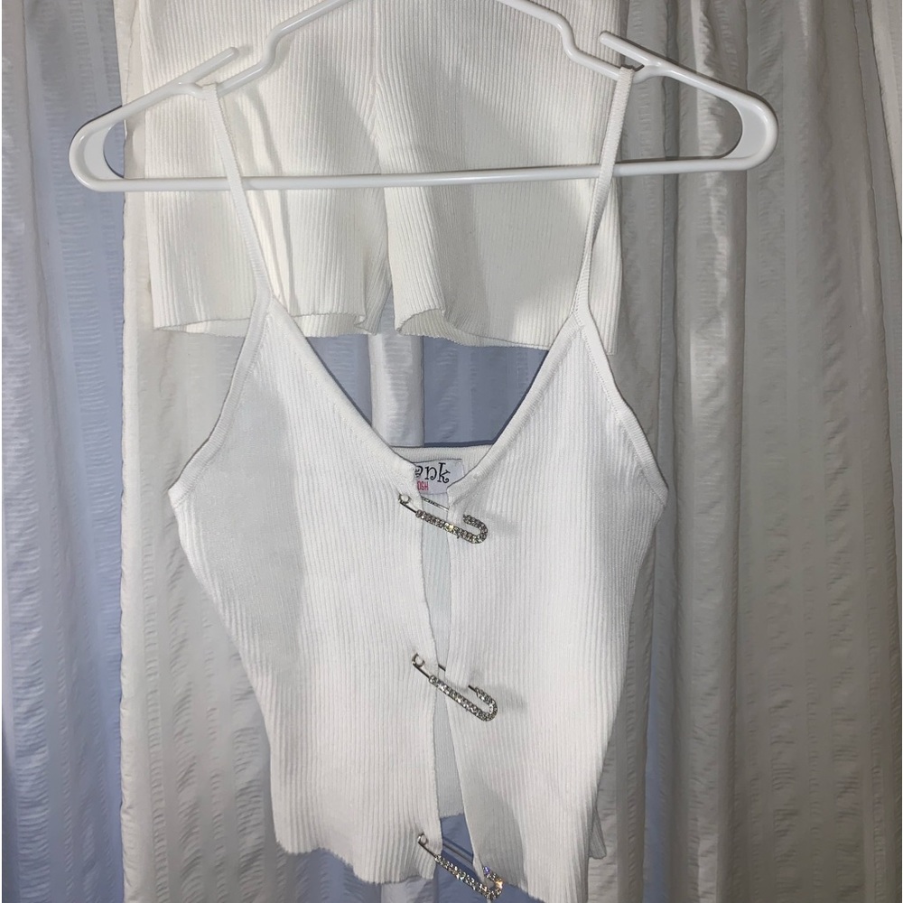 White rhinestone pin short set size Large ***BRAND NEW***